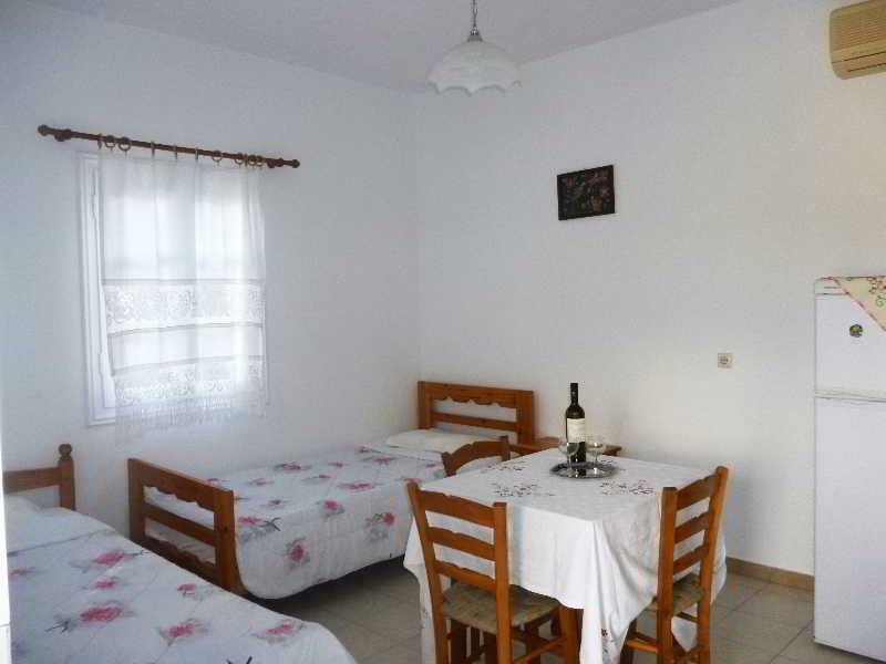 Apartments Jota Marathókampos Exterior photo
